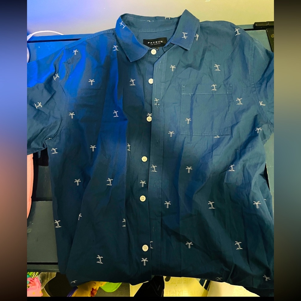 Pacsun men’s shirt (Large)